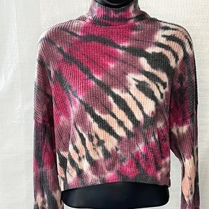 Aeropostale- Crop, turtle neck